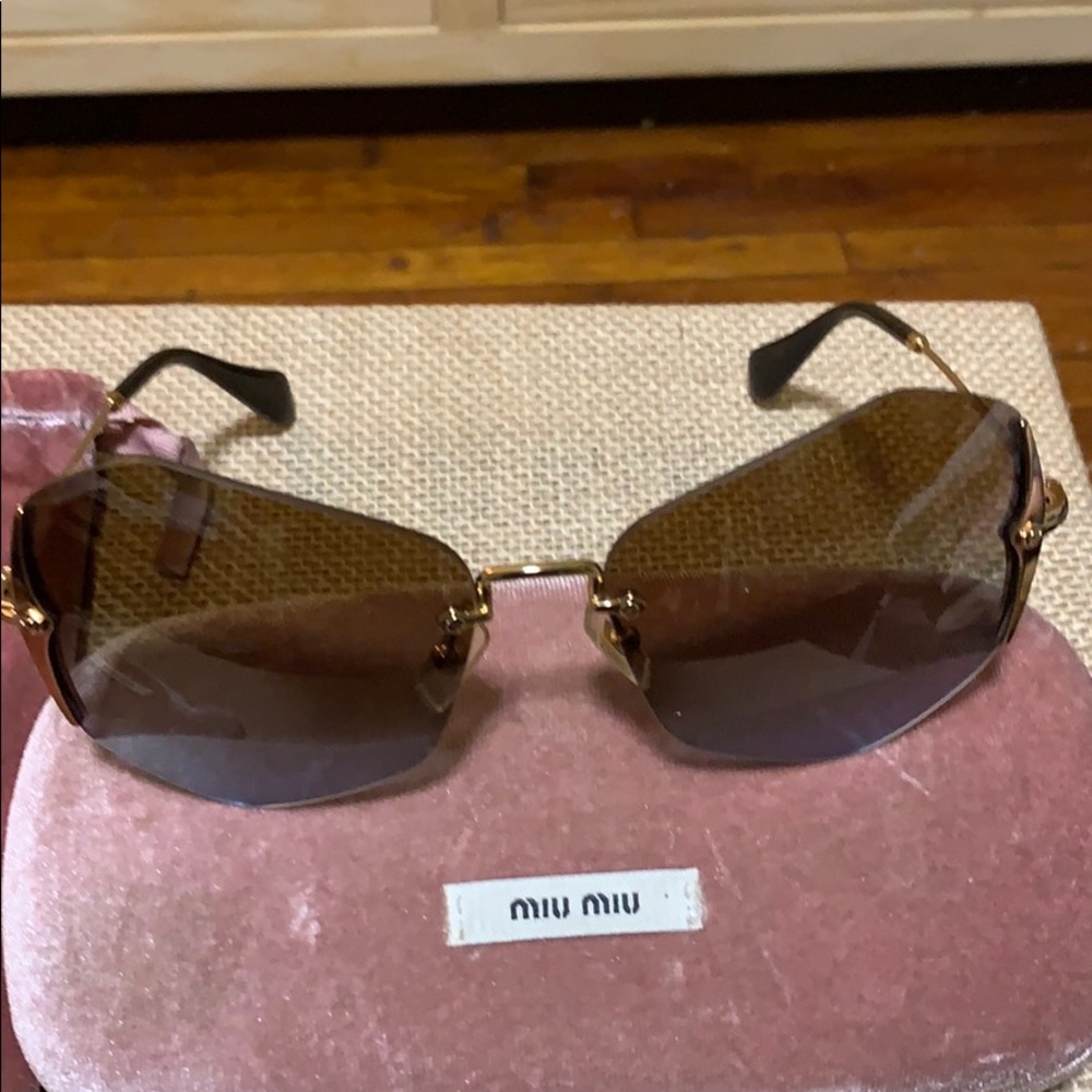 MIU MIU Frameless Super Lightweight Sunglasses - Picture 4 of 10